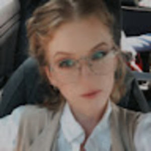 Meet your Posher, Ariana